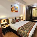 Hotel Grace Plaza Near Igi Airport