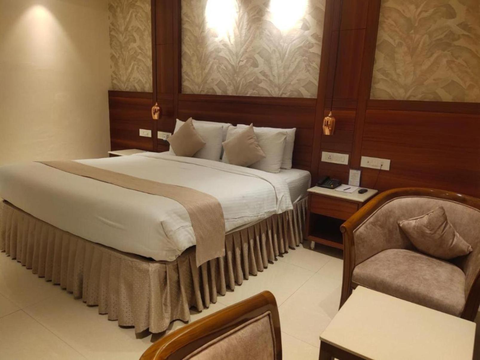 Hotel Grace Plaza Near Igi Airport New Delhi