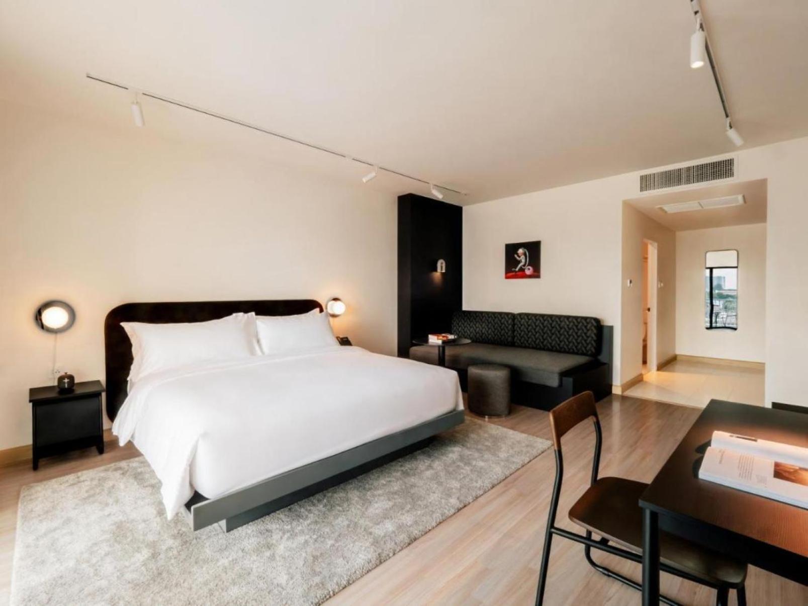 Grace Plaza Near Igi Airport Hotel 4*