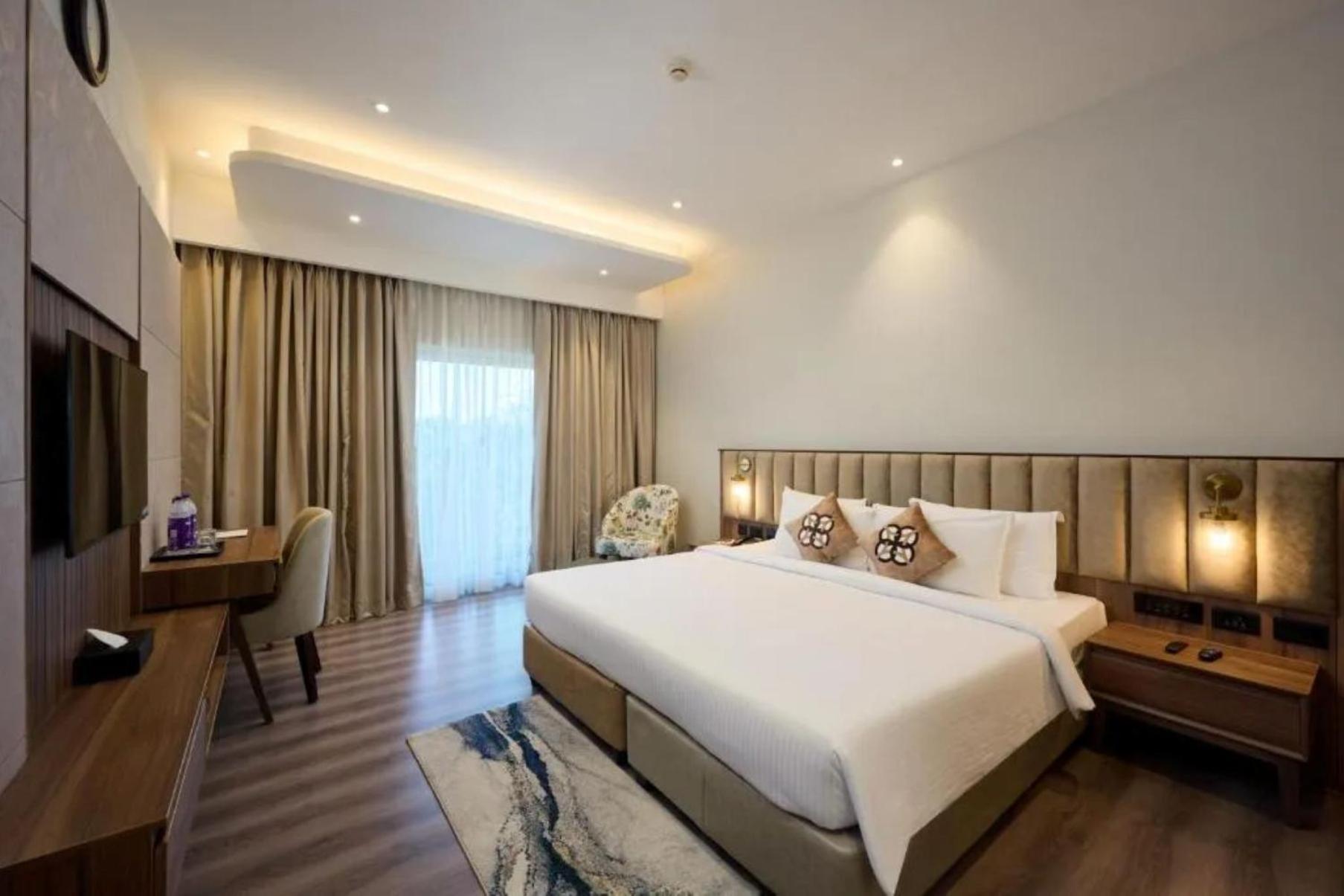 Grace Plaza Near Igi Airport